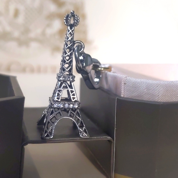 Juicy Couture Eiffel Tower Charm - Picture 2 of 7